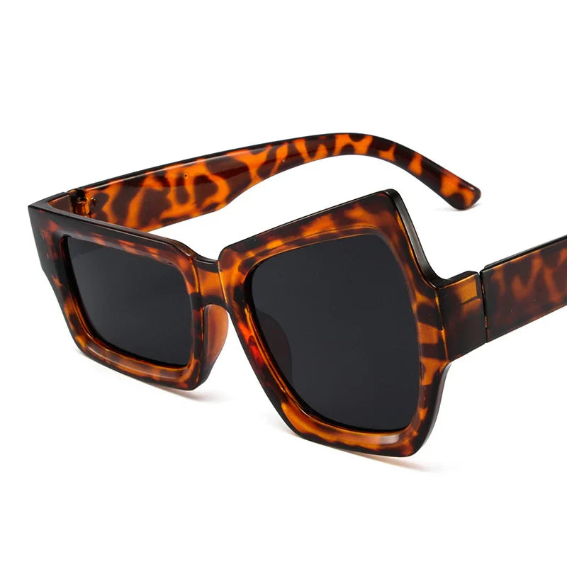 Strange Design Trendy Summer Sunglasses